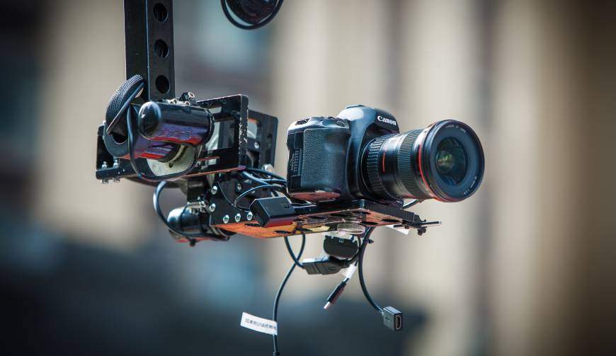 科技赋能生活：龙山区产品视频拍摄开启智能新时代